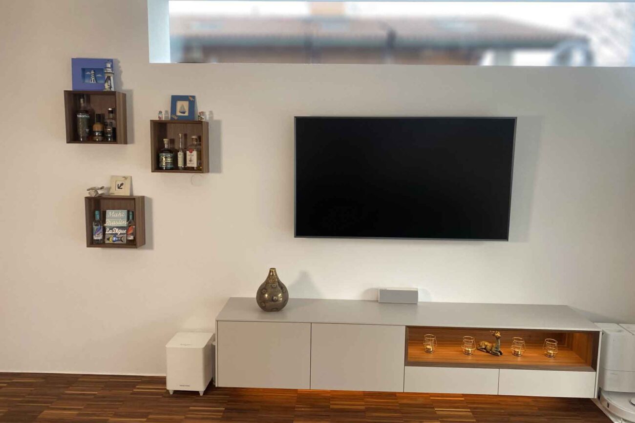 Wohnzimmer Wand vom Tischler